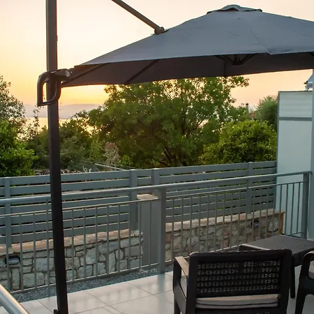 Kır Evi Nv House Mikrá Mandínia